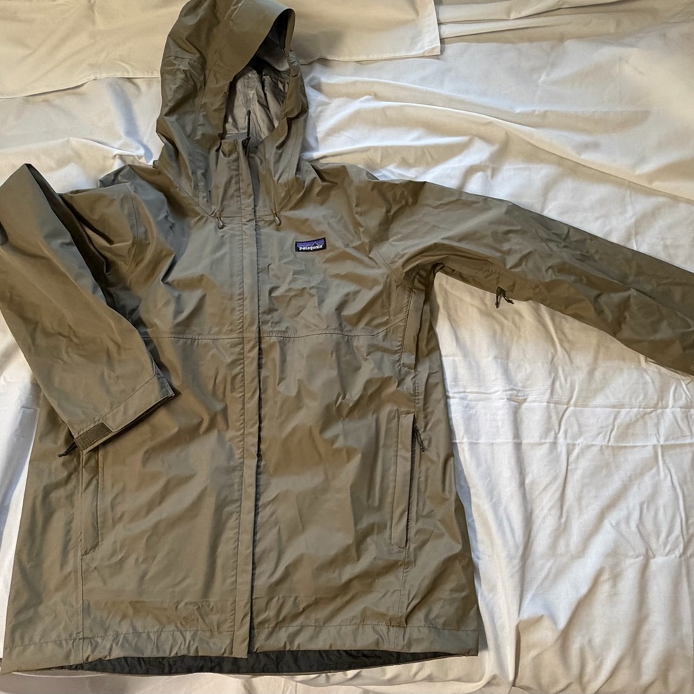 Patagonia Rain Jacket size M
